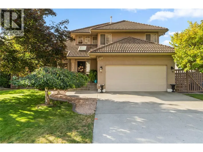 House for sale: 3689 Navatanee Drive, Kamloops