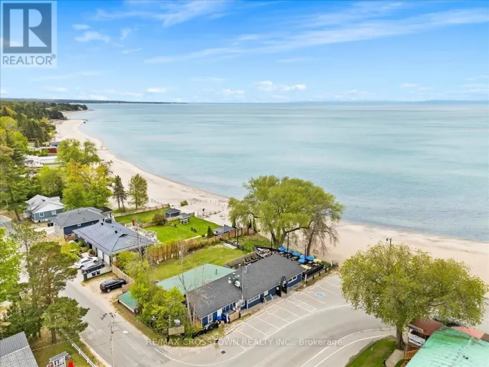 House for sale: 369 BALM BEACH ROAD W, Tiny