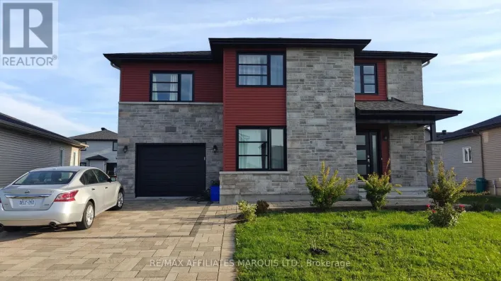 369 BELFORT CRESCENT, Cornwall