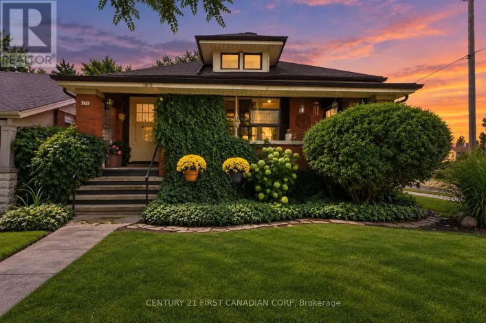 369 OAKLAND AVENUE, London East