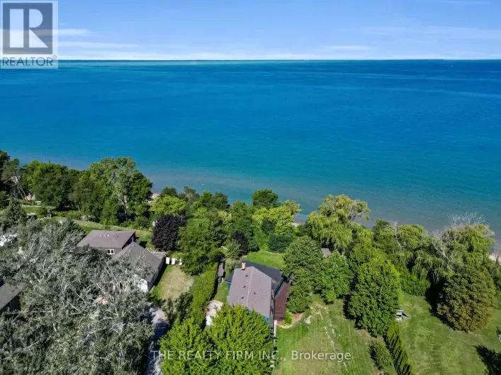 3692 BEVERLY GLEN, Plympton-Wyoming