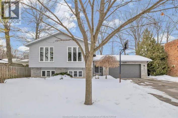 3695 WOODWARD BOULEVARD, Windsor