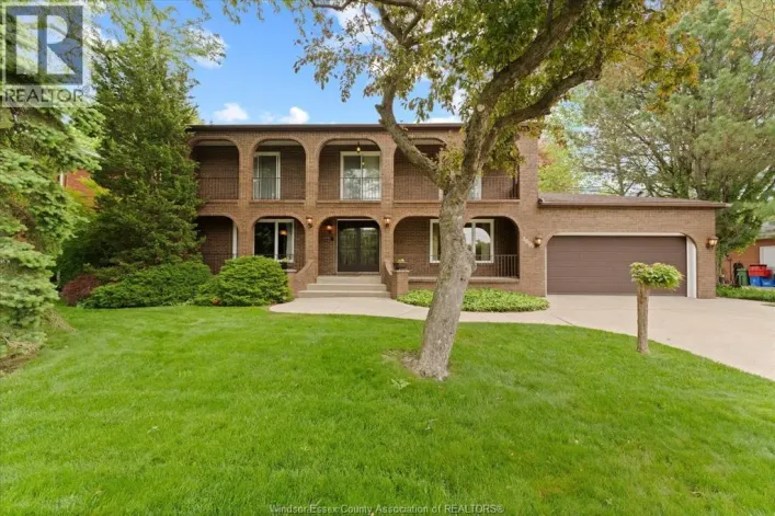 3696 Huntington AVENUE, Windsor