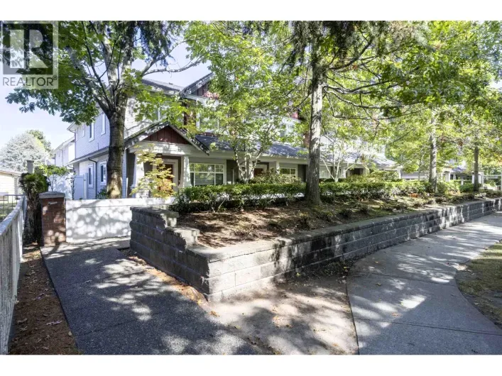 Row / Townhouse for sale: 37 11393 STEVESTON HIGHWAY, Richmond