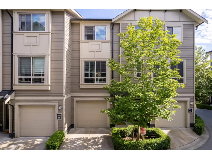37 19913 70 AVENUE, Langley