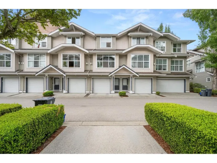 37 20460 66 AVENUE, Langley