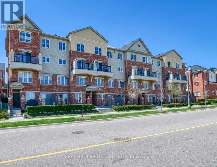 37 - 51 HAYS BOULEVARD, Oakville