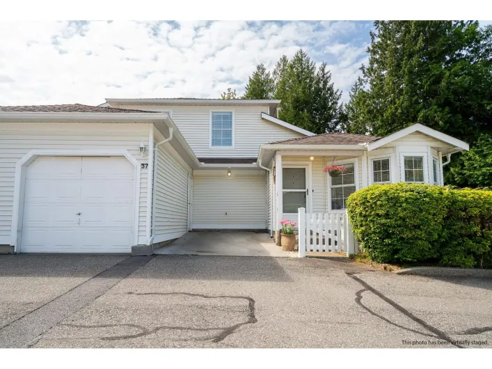 37 6537 138 STREET, Surrey