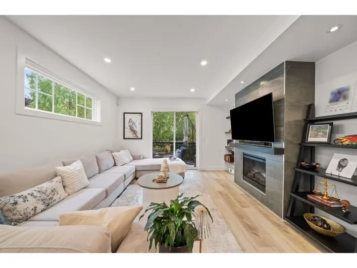 37 7238 189 STREET, Surrey