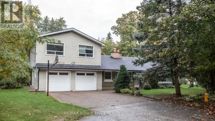 House for sale: 37 ACLAND CRESCENT, Toronto