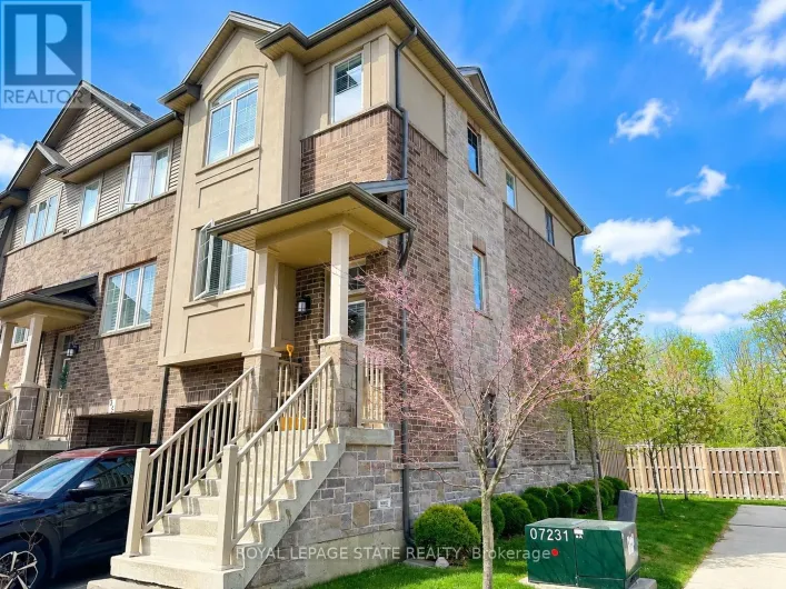 37 BARLEY LANE, Hamilton