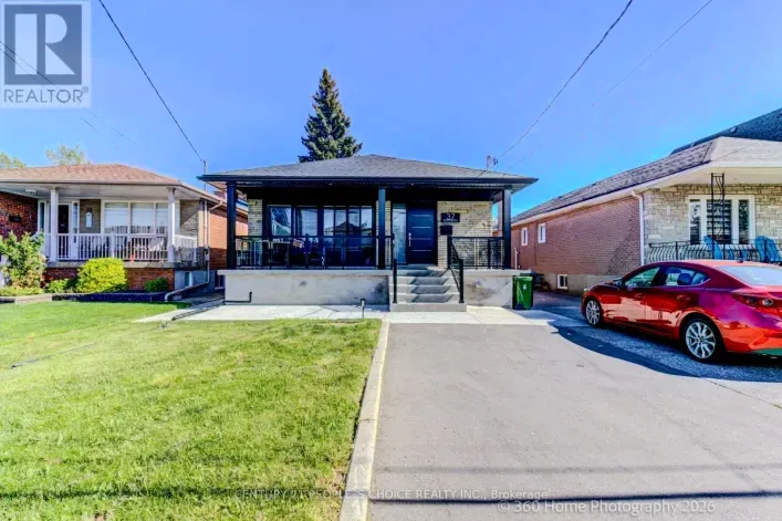 House for sale: 37 BENTWORTH AVENUE, Toronto