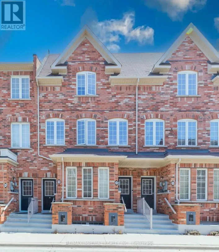 37 CARNAHAN TERRACE, Toronto