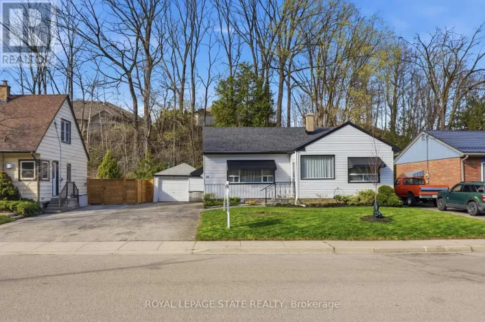 37 CENTRAL PARK AVENUE, Hamilton