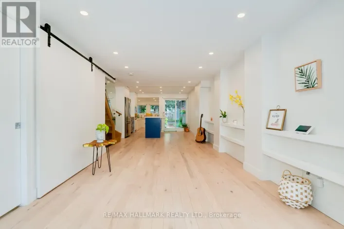 37 CRAVEN ROAD, Toronto