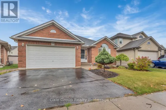 37 CROW CRESCENT, Woodstock