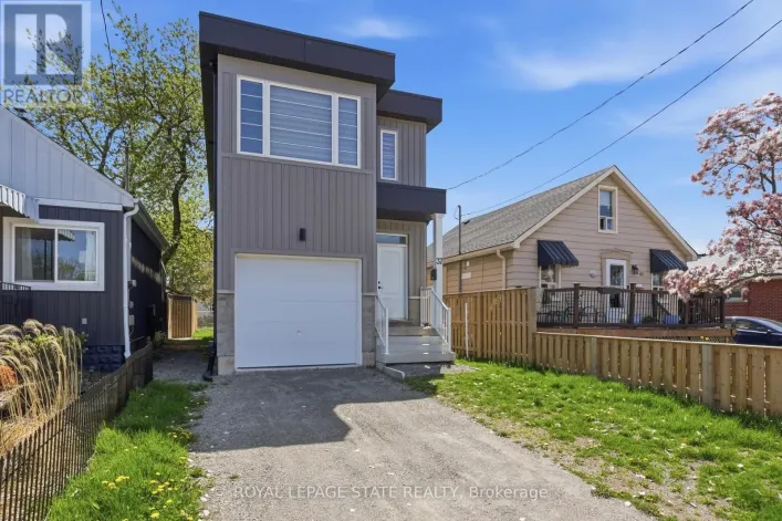 37 DELENA AVENUE S, Hamilton