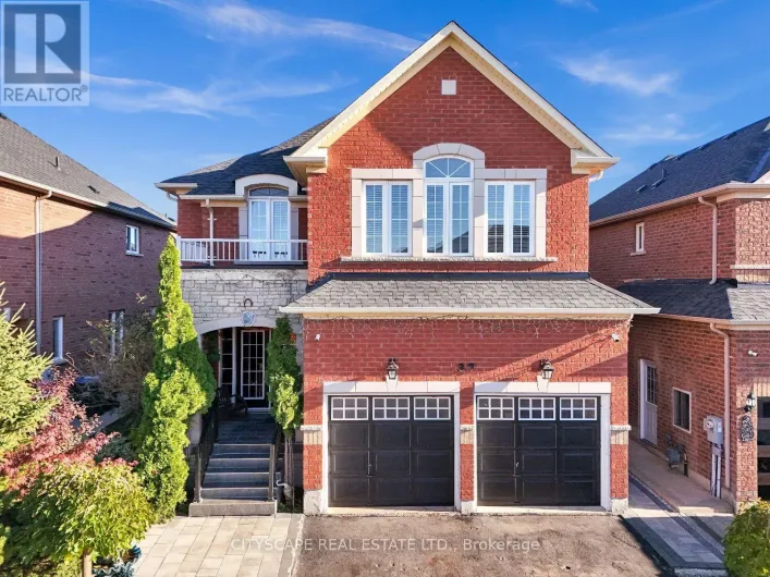 37 DENIM DRIVE, Brampton