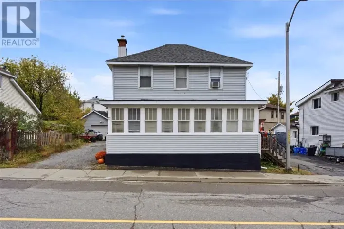 House for sale: 37 Diorite Street, Sudbury