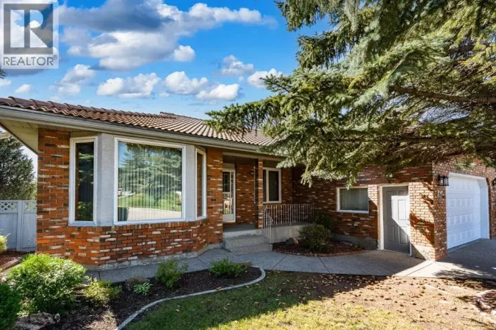 37 Edgeview Road NW, Calgary