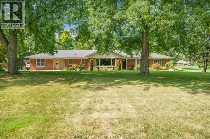 House for sale: 37 Gregory DRIVE East, Chatham