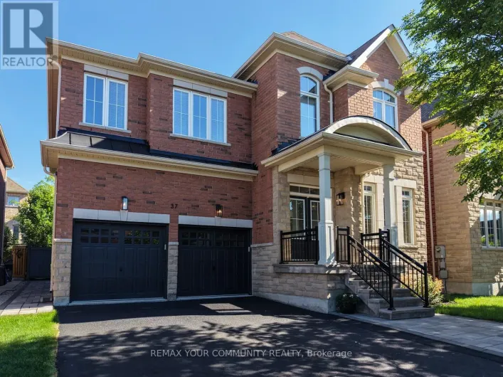 37 HERON HOLLOW AVENUE, Richmond Hill
