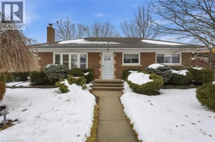 37 HILLIER Crescent, Brantford