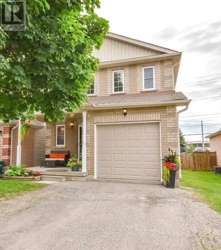 37 JULIA CRESCENT, Orillia