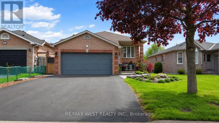 37 KELL PLACE, Barrie