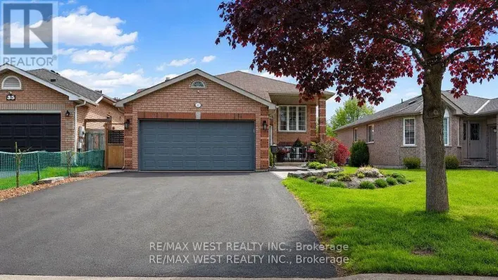 37 KELL PLACE, Barrie