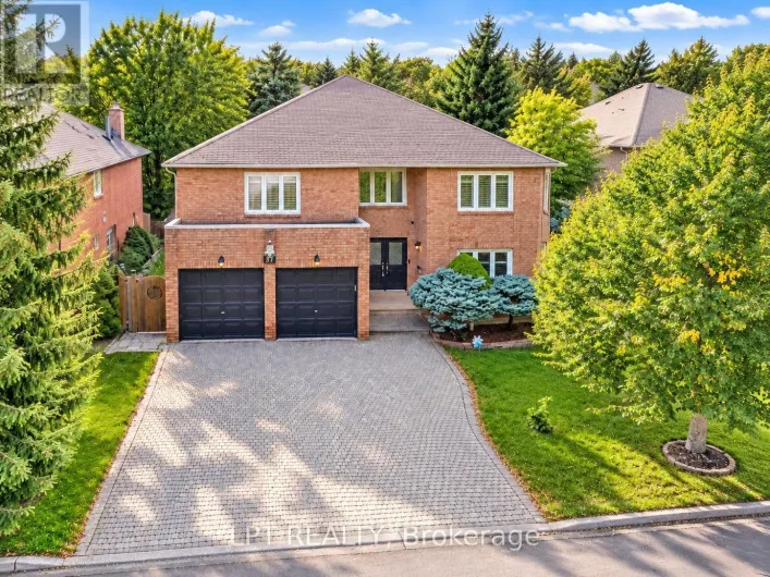 37 LASER COURT, Richmond Hill