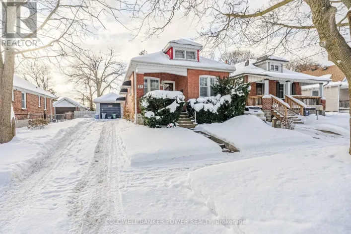 37 LINWOOD STREET, London East