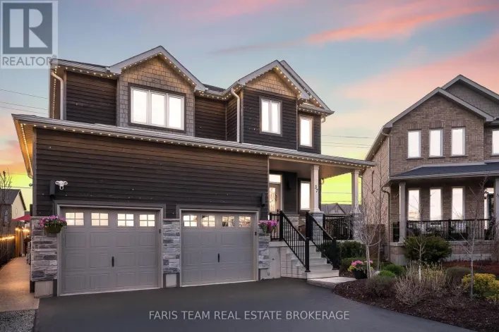 37 LOCKERBIE CRESCENT, Collingwood