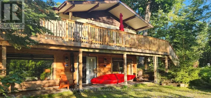 37 LYNBERRY DRIVE, Seguin