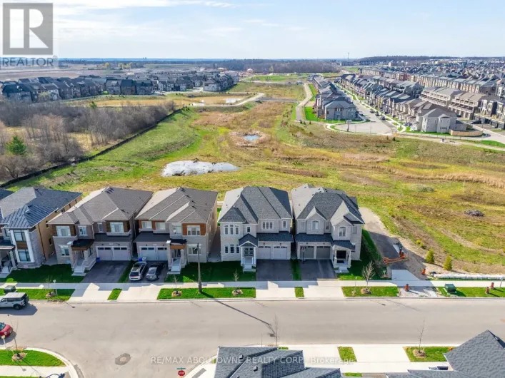 37 NORTH PARK BOULEVARD, Oakville
