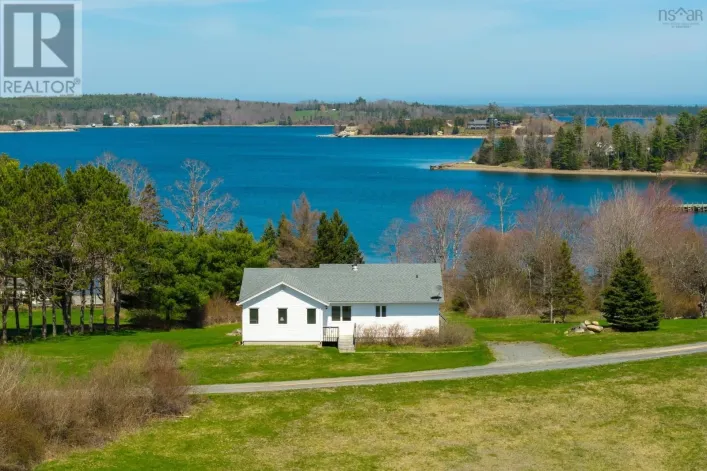 37 Orchard Heights, Maders Cove