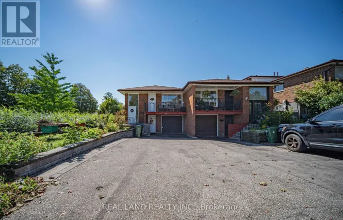 House for sale: 37 PAWNEE AVENUE, Toronto