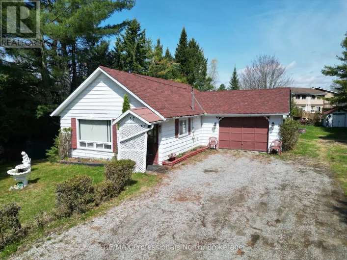 37 PRINCE STREET, Minden Hills