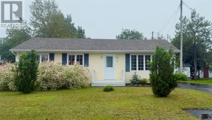37 Read Street, Gander
