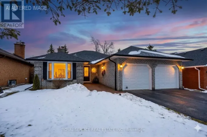 37 RUSSELL HILL ROAD, Kawartha Lakes