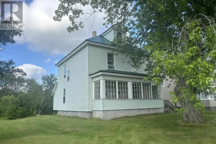 37 Russell Street, Amherst