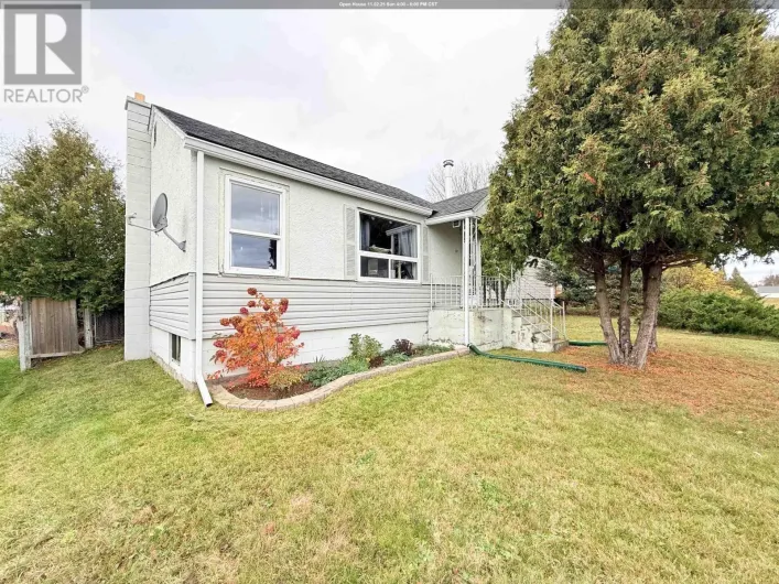 37 Second AVE N, Sioux Lookout