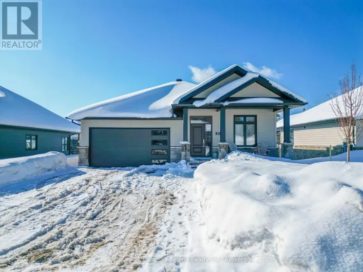 37 SILVER MAPLE LANE, North Bay
