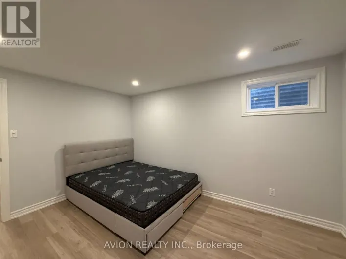 37 STARGELL CRESCENT, Markham