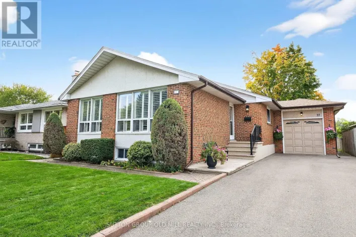 37 TAPLEY DRIVE, Toronto