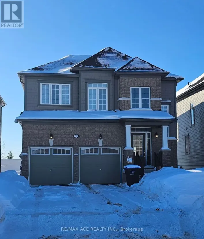 37 UNION BOULEVARD, Wasaga Beach