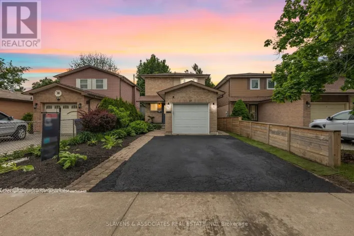 37 VODDEN STREET W, Brampton