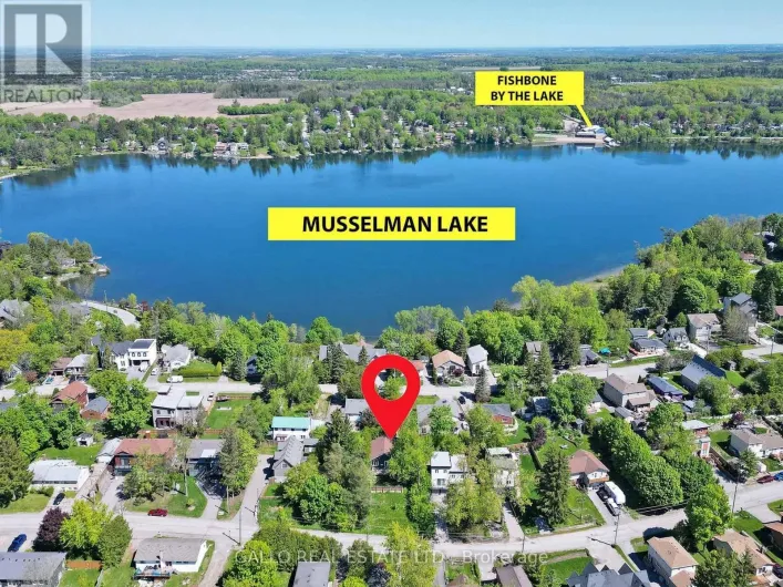 37 WINDSOR DRIVE, Whitchurch-Stouffville