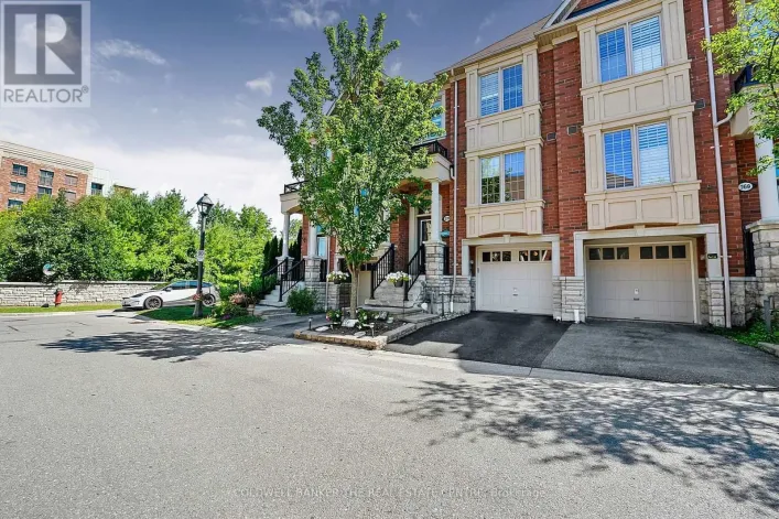 370 DOAK LANE, Newmarket