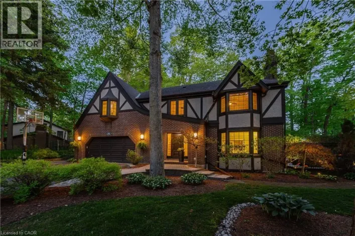 370 GREEN ACRES Drive, Waterloo